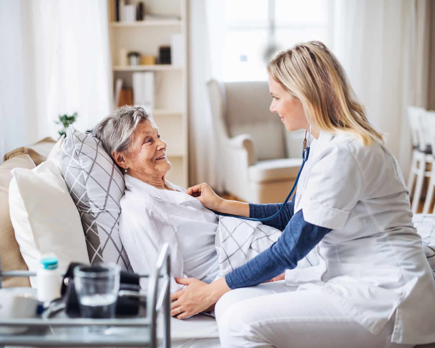 In home care by a nurse